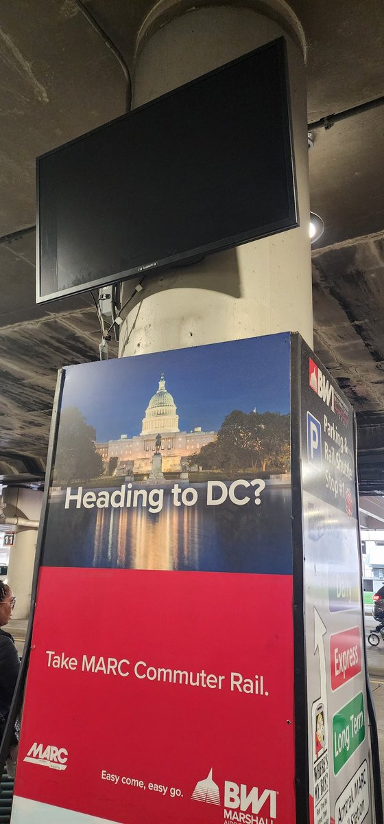 Hey <a href="/BWI_Airport/">BWI Marshall Airport</a> , why spend the money for screens for shuttle updates and then never use them? These have been broken and offline for over a year.