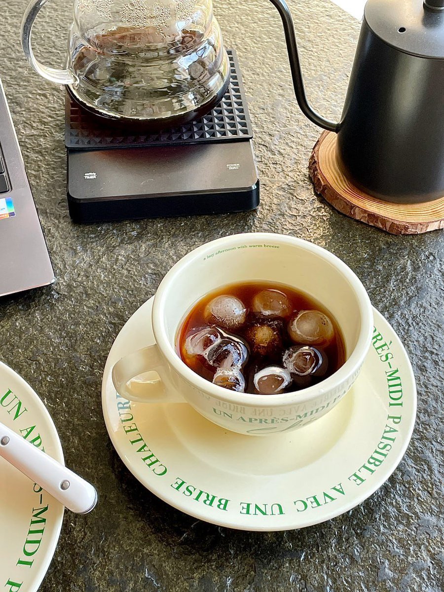 A cup of coffee can keep you energized throughout the day.
(Ice American)