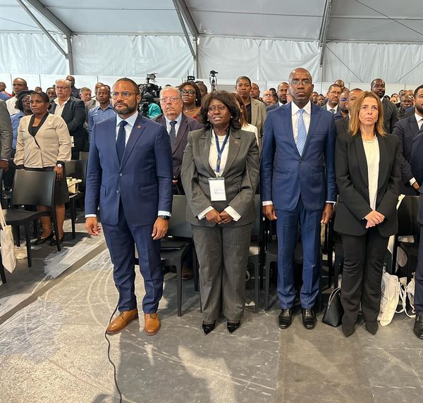 Estou a participar da primeira edição da Expo Economia Azul, sob o lema: O desenvolvimento da Economia Azul Promovendo um Oceano Saudável e Resiliente! A primeira edição da Expo Economia Azul tem objectivo de fomentar e diversificar a economia marítima, atrair novos investimentos