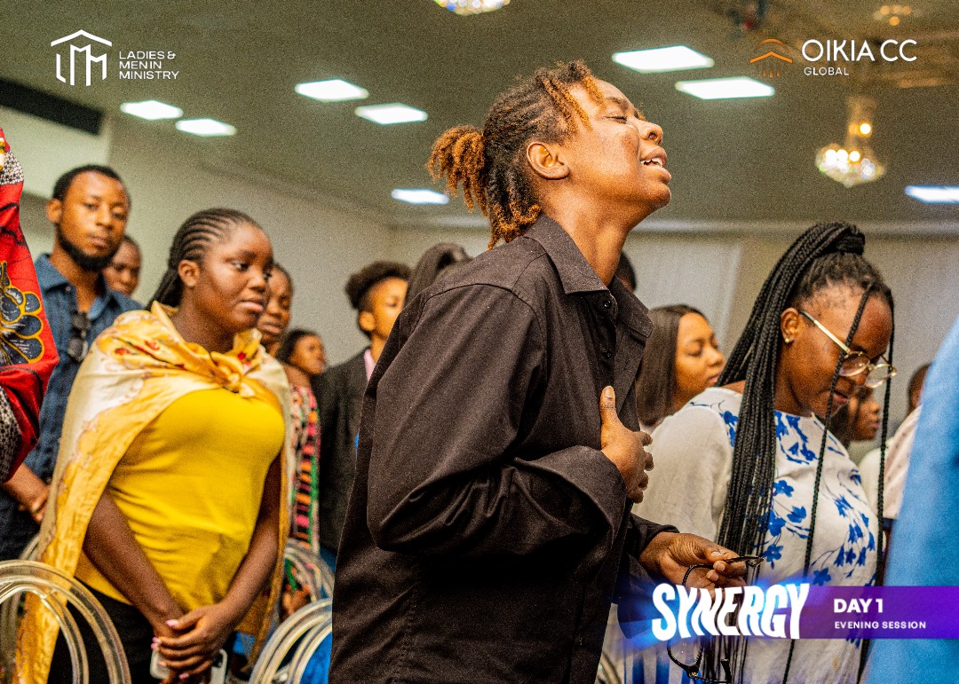oikiaccikeja's tweet photo. LMM Day 1! 

What a night! 

We had a supernatural meeting

We caught the Spirit's fire! 

We go deeper tomorrow! https://t.co/vIfXt1p9C0