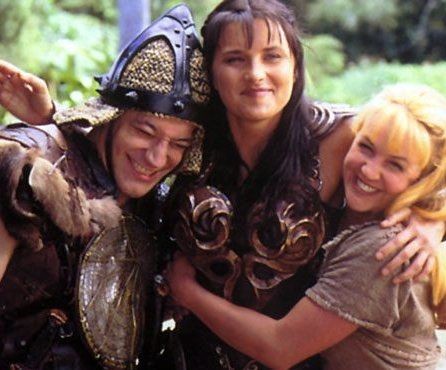 panda_1481's tweet photo. Post important characters from shows from your childhood 😘🖤
#XenaWarriorPrincess
#RelicHunter
#Zorro
#MacGuyver https://t.co/2UKHm8WCP7