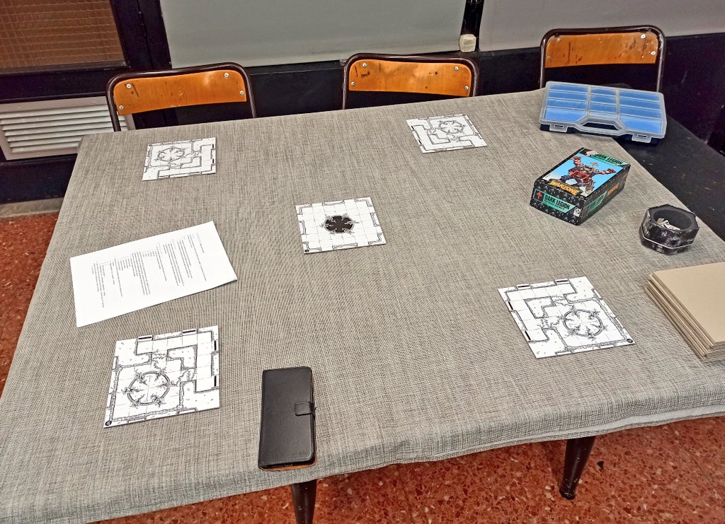emenica's tweet photo. Hoy ha tocado testear Dungeon Race. Hay que cambiar cosas, pero ha sido divertido.
#DungeonRace #InfiniteDungeon https://t.co/3I3qS7wCjL