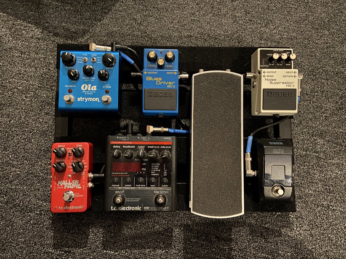 mudwhale's tweet photo. next show is at CODA with @learningcurveoh and @Prttyplsd next thursday! last one for a bit while we finish LP2

also new pedal board for the algo 😤 https://t.co/BA0rlfbj6Z