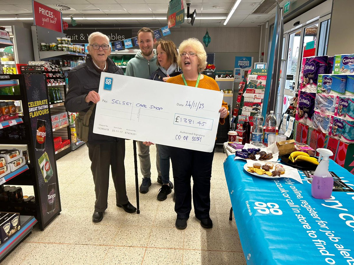PearnEmma's tweet photo. Fabulous day at Selsey Coop celebrating with our fabulous causes @coopuk @julia_mpc @DonnaCoopSelsey @SteveBrown2016 @JulianRickman2
#itswhatwedo https://t.co/4le8xqXr2e