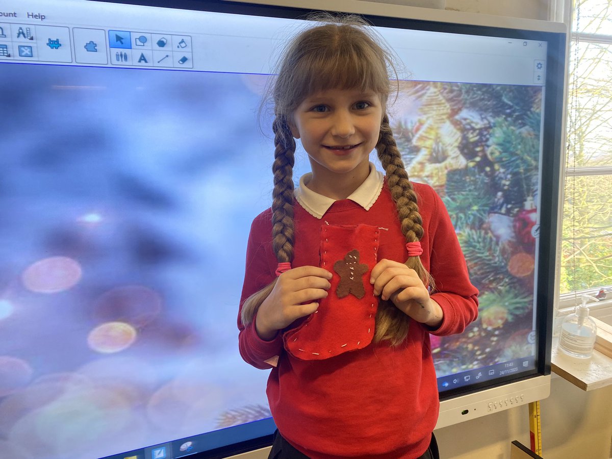 Year 3 have got into the festive spirit this week by creating Christmas stockings 🎄 They were so proud of the outcome, which makes the blood, sweat and tears worth it! (adults mostly 🙈) What a fab way to start the Christmas period 🎅🏼✨