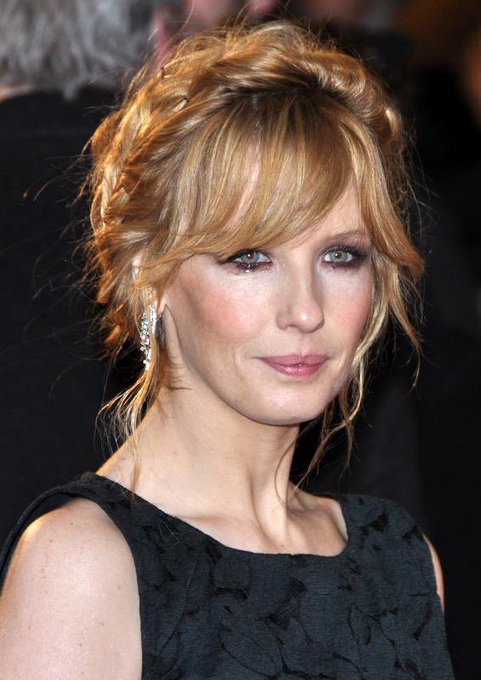 KELLY REILLY F_udnPkW0AAoLe9?format=jpg&name=small