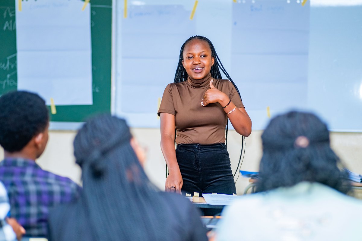 AfriYAN_Rwanda's tweet photo. In order to enforce the upcoming #16DaysofActivism against Gender Based Violence, this afternoon, AfriYAN Rwanda conducted training for @medsar_rwanda  @HuyeDistrict  regarding understanding GBV, the causes and their impacts on GBV, as well as the phases of its prevention. https://t.co/l13SV7DWKZ