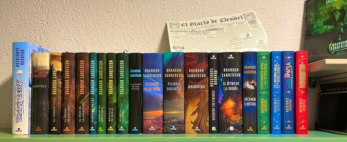 LiaraLestrange's tweet photo. Qué bonitos sois y qué bien quedáis todos juntitos. https://t.co/MiXYKVEY0b