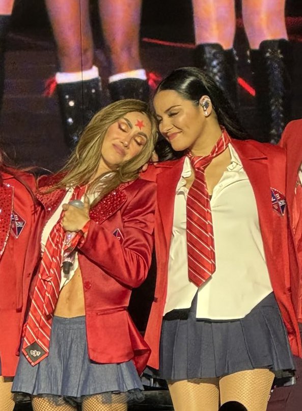 feranyy's tweet image. Sequência mais linda da vida, sou tão apaixonada nelas 🥹