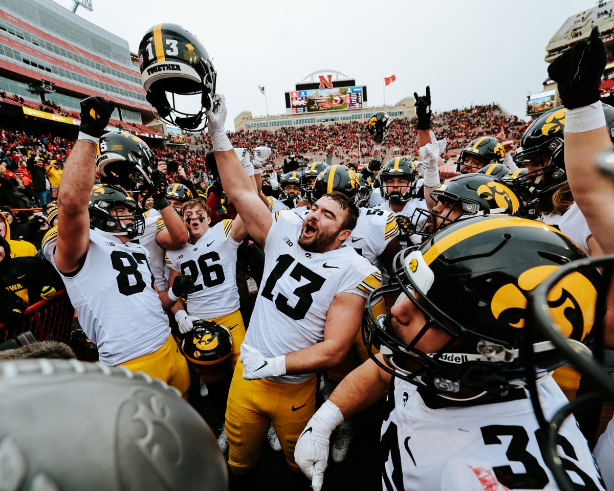 Win #10 

#Hawkeyes
