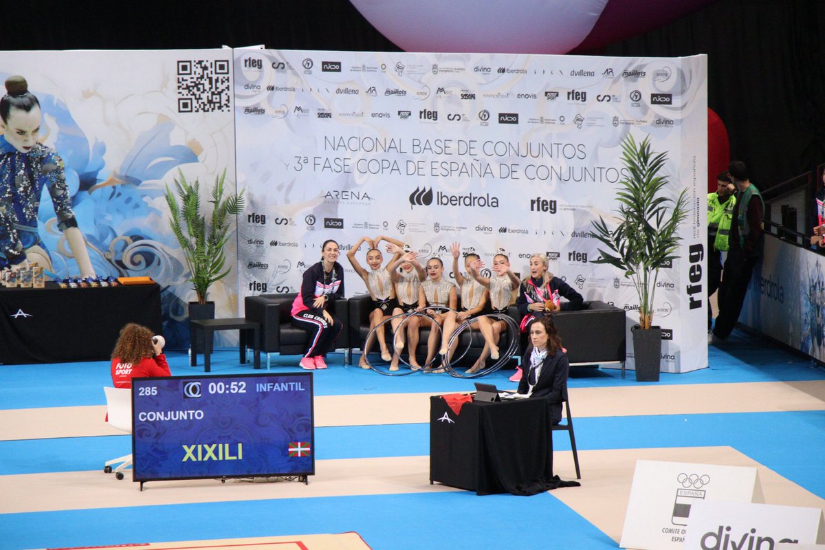 CronosMurcia's tweet photo. Nuestras infantiles consiguen la 6ªposición en #GRPamplona23 👏🏼👏🏼👏🏼👏🏼👏🏼 ¡ Enhorabuena chicas ! 
🫶🏻🫶🏻🫶🏻
#Clubcronos #Murcia @murciadeportes  @RFEGimnasia https://t.co/DM5CBuZztv