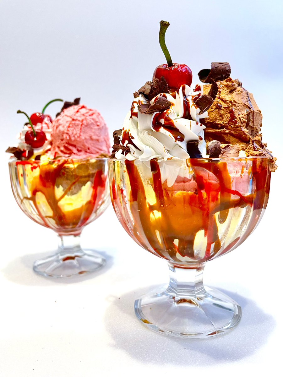 🍨 These ice cream sundaes were very fun to make and will be appearing in a TV Drama in the new year (EXCITING) hope you enjoy them🍧
⭐️ These props, along with a few others are now available to hire from me if you need some realistic food bits ⭐️