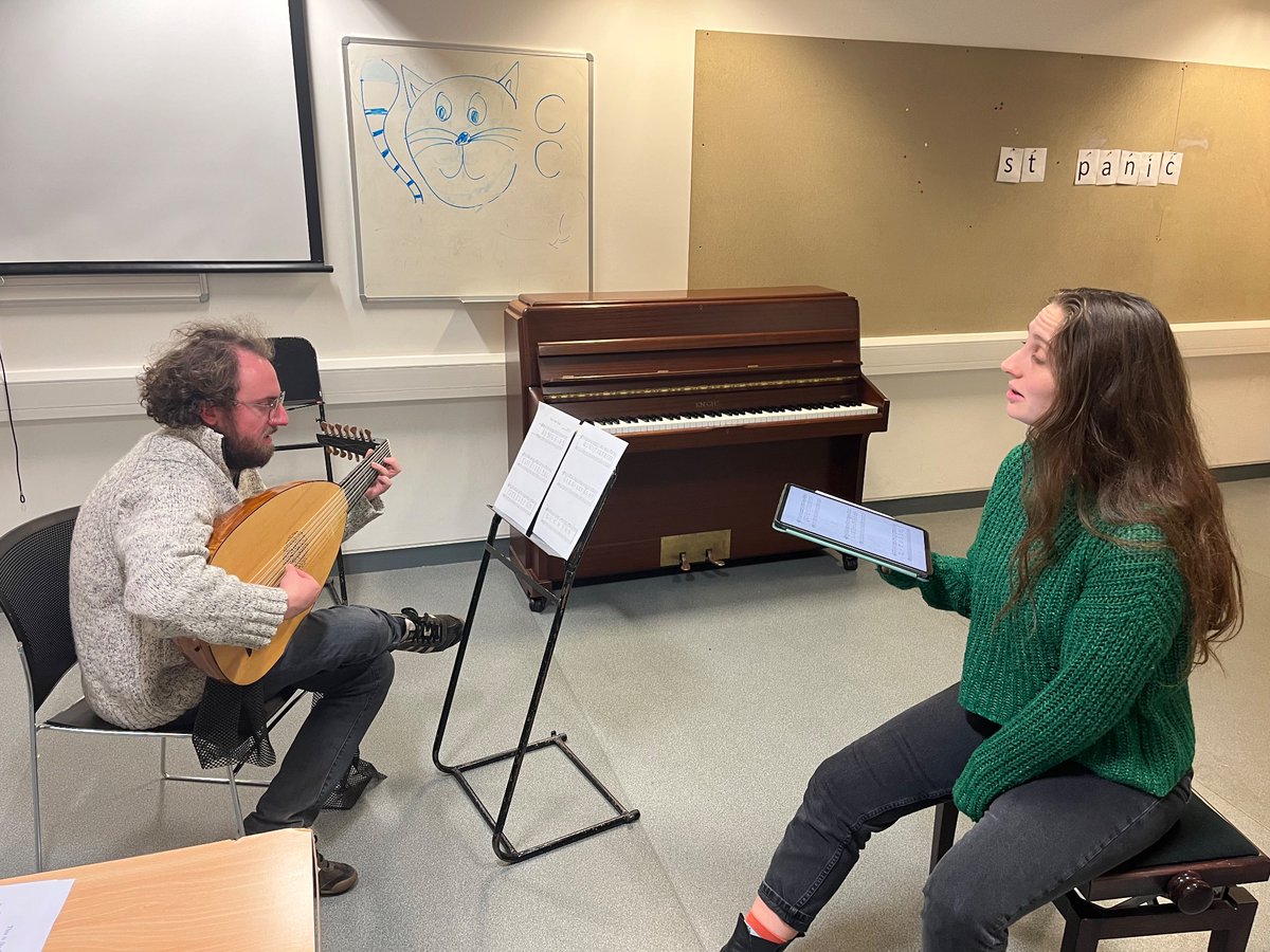 Siglo de Oro (@siglodeorovocal) on Twitter photo We’re in Aberdeen! It’s wonderful here. Today we had a workshop with University of Aberdeen students and then rehearsals with <a href="/spinacino_con/">The Spinacino Consort</a>. We’re in Aberdeen! It’s wonderful here. Today we had a workshop with University of Aberdeen students and then rehearsals with <a href="/spinacino_con/">The Spinacino Consort</a>.