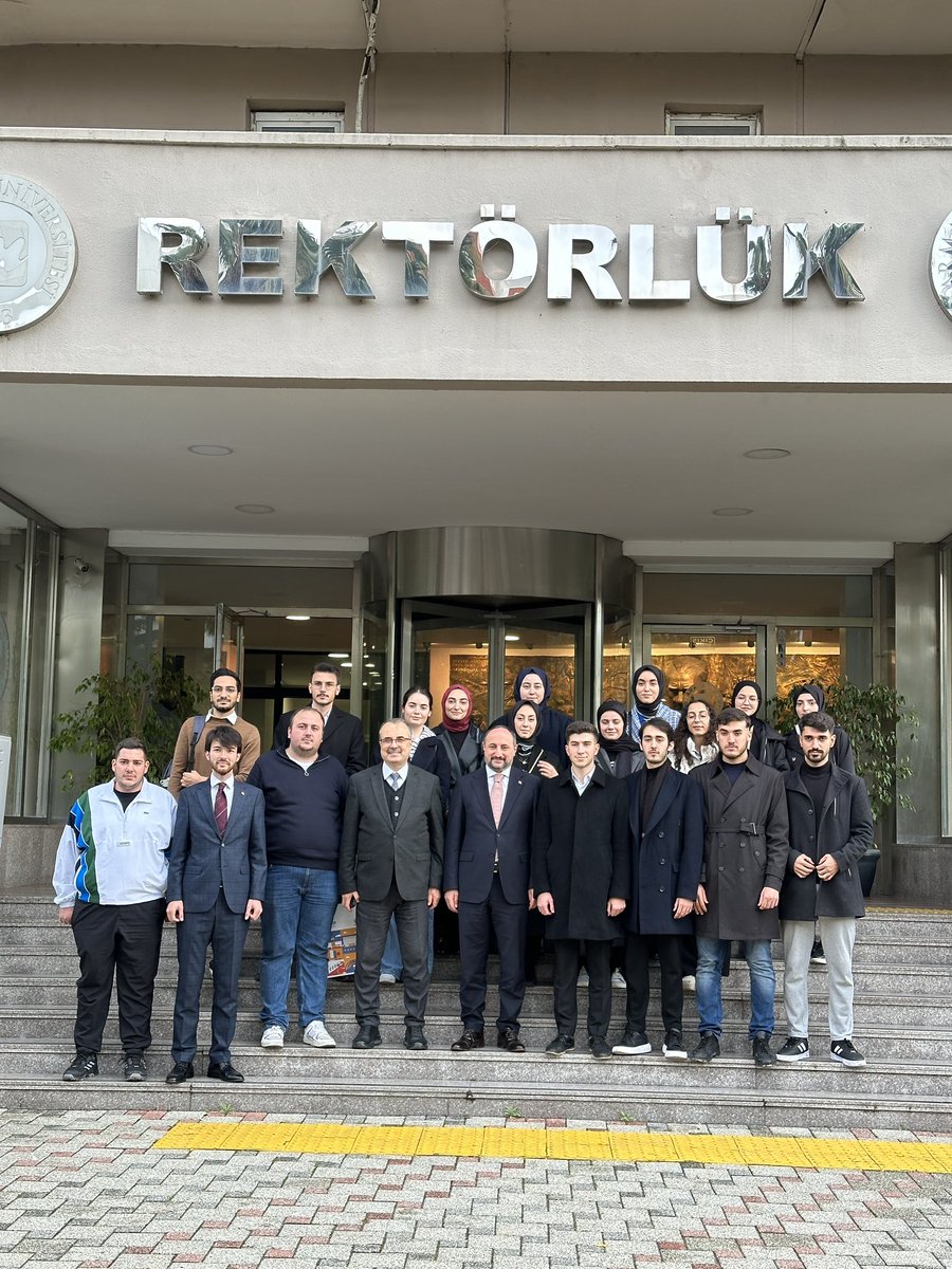 iekarayel's tweet photo. Marmara Üniversitesi Rektörü Prof. Dr. Mustafa Kurt’u #ÜniAK Teşkilatımızla birlikte ziyaret ettik.

Sayın Rektörümüze misafirperverliği için teşekkür ediyor, çalışmalarında muvaffakiyetler diliyorum.

📍#MarmaraÜniversitesi https://t.co/JolzUimWAE