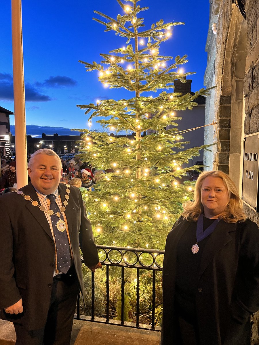 Rhodri Jones tweet media