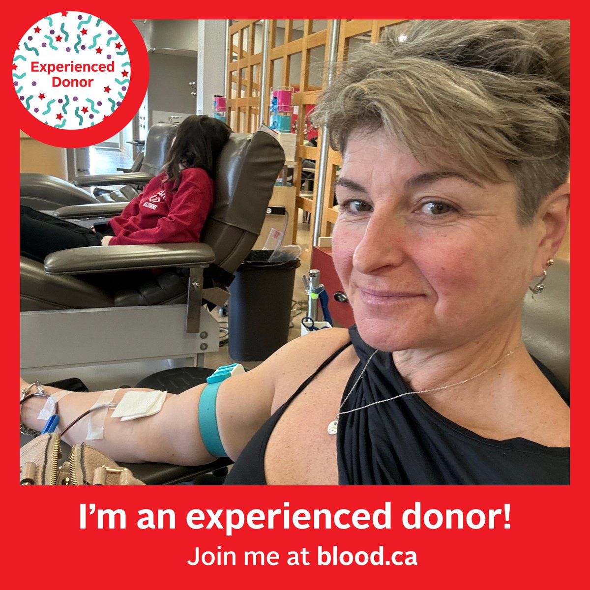 SimonaXhekaj's tweet photo. Some people do Black Friday shopping, I donate blood 🩸
#theangelproject #givingback #20donation #savinglives #giveblood https://t.co/ZXe5m0DcXH