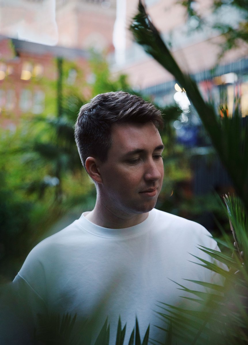 jubileecast.com/articles/30273… Jonathan Ogden to Release New EP 'Take Me Back' @jogdenUK