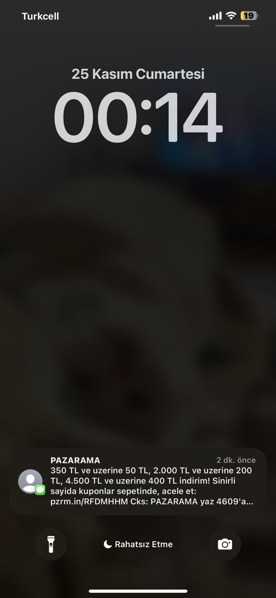 Zaten ne geldiyse başıma 11.11lerden black fridayden sihirli kuponlardan geldi.  Tabii birde kartlarımın limitini sürekli arttırmak için bana baskı yapan bankalardan…