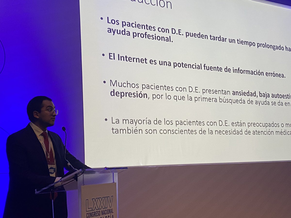 <a href="/RicardoTiBet/">Ricardo Tinoco Betancourt</a> presentando en <a href="/smumexico/">SMU México</a> congreso anual. Felicidades