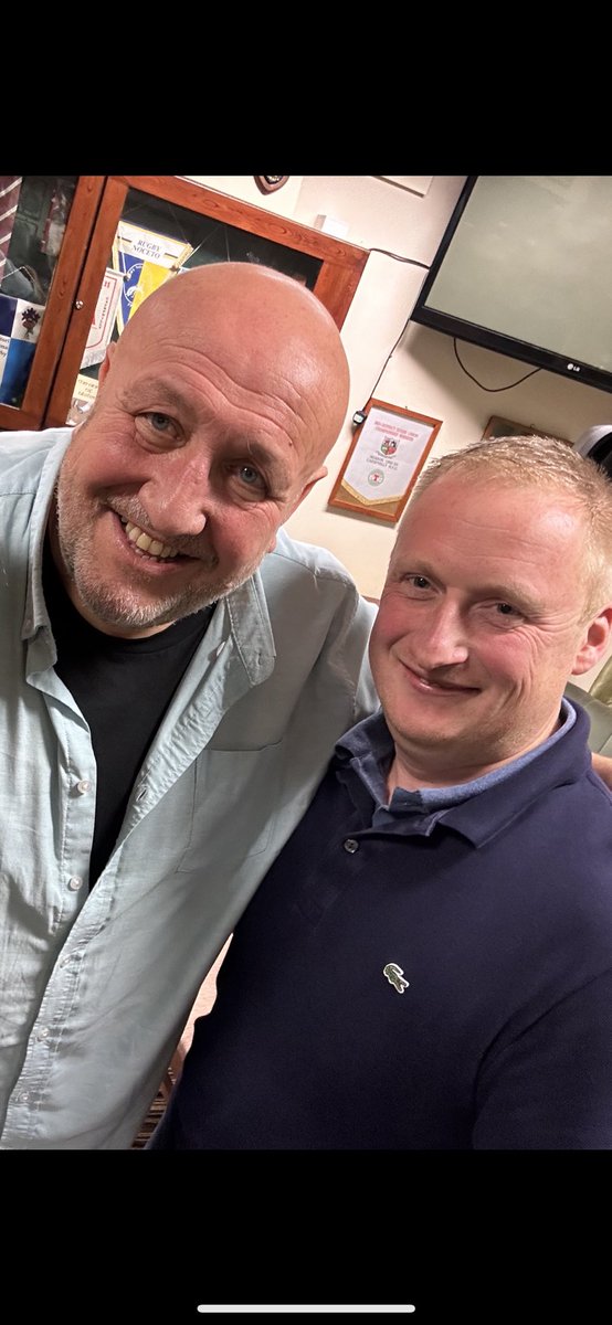Awesome evening with <a href="/SteveSpeirs4/">Steve Speirs</a> in <a href="/caerphillyrugby/">Caerphilly Rugby Football Club</a> #BigAl #DogShitMan