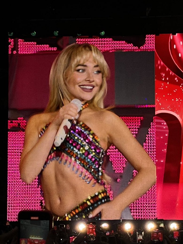 QUE MULHER, MEUS AMIGOS 🛐

 #SaoPauloTSTheErasTour