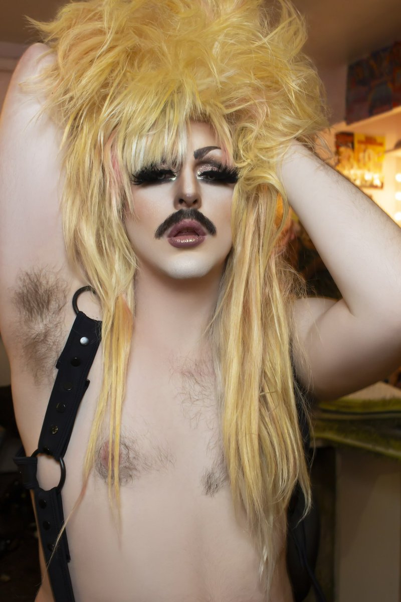 BiqtchPuddin's tweet photo. QT this with a pic of you in a Harness. https://t.co/CHKjzNZk43