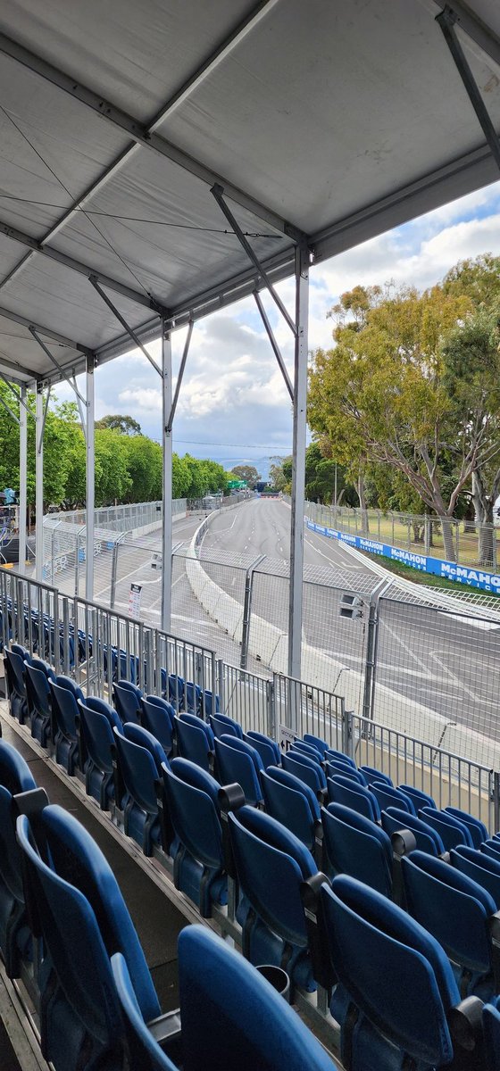 falconforums's tweet image. Race day Turn 8 ADL500. Early start