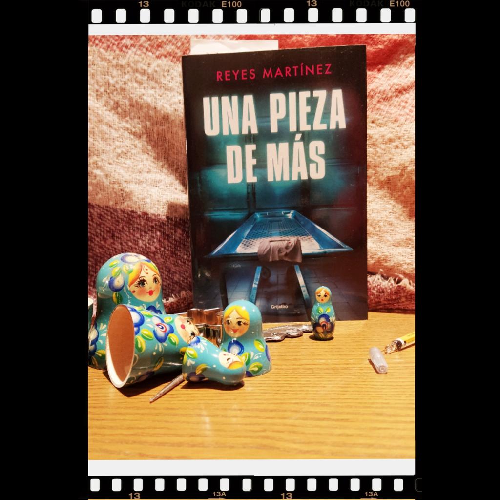 'A Macarena el simple aroma del líquido negro le propinó un buen empujón. No entendía a la gente que podía vivir sin café, seguro que venían de otro planeta.'
@penguincrimen @penguinlibros 
@IMCAgLiteraria #unapiezademas #novelanegra #novelarecomendada