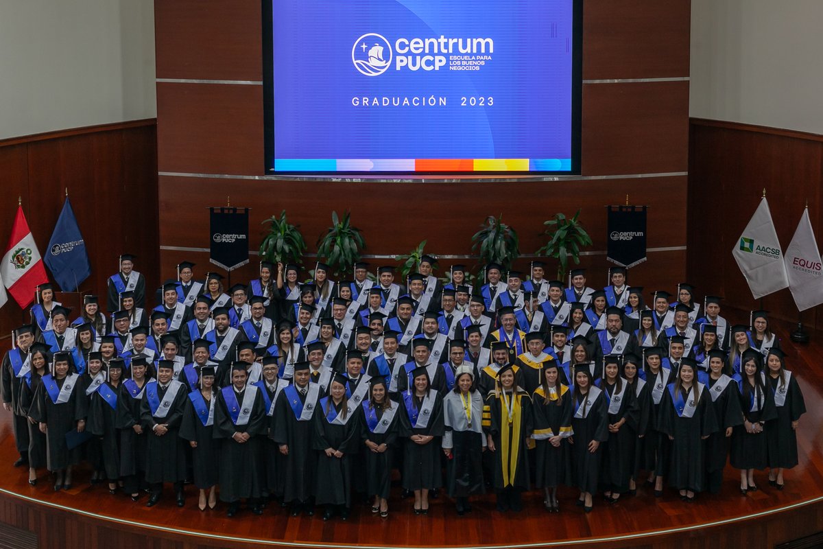 CENTRUMcatolica's tweet photo. ¡Lo lograron! Nuestros alumnos de los programas MBA, Global MBA, EGADE, MADEN y Maestría en Dirección de Marketing se graduaron esta semana en ceremonias llenas de emoción y satisfacción.
¡Felicitaciones a cada uno de ustedes!
#OrgulloCentrum #CentrumPUCP https://t.co/UR1RgpZ98J