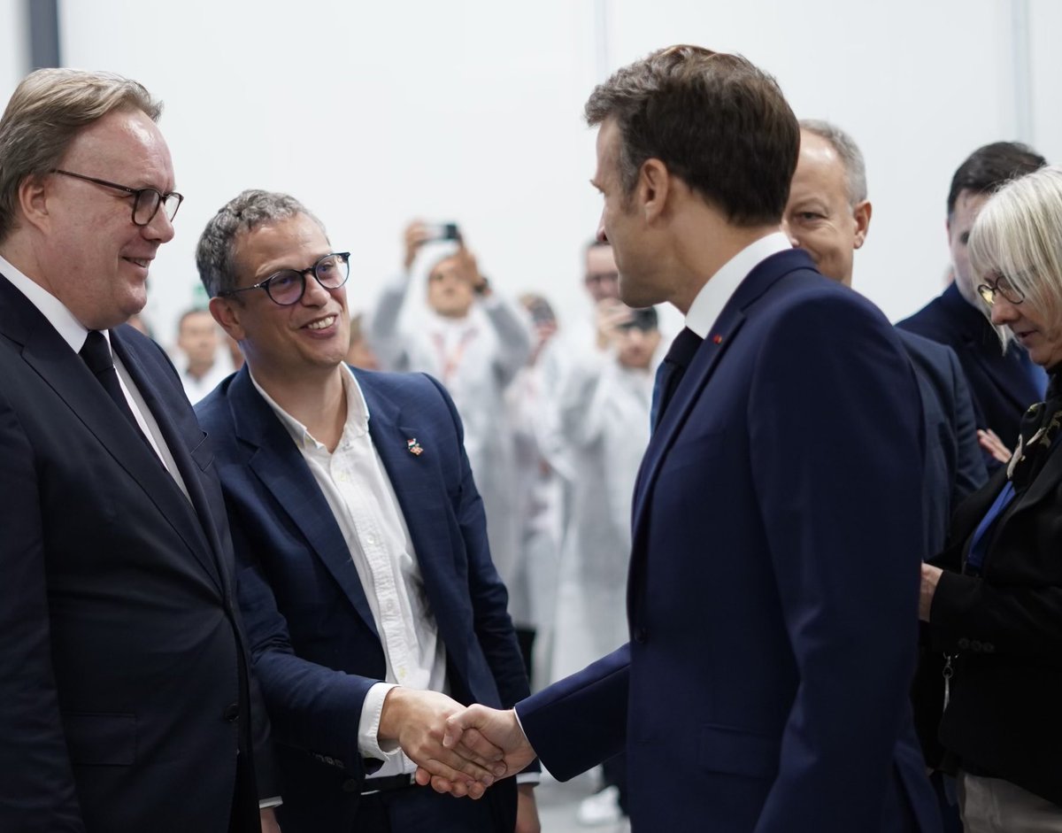 What a week ! Heureux d’avoir accueilli le Président de la Republique <a href="/EmmanuelMacron/">Emmanuel Macron</a> lors des annonces d’investissements de 2,1 Md€ sur notre site de production <a href="/novonordisk/">Novo Nordisk</a> de Chartres ! #ChooseFrance 🇫🇷 🇩🇰