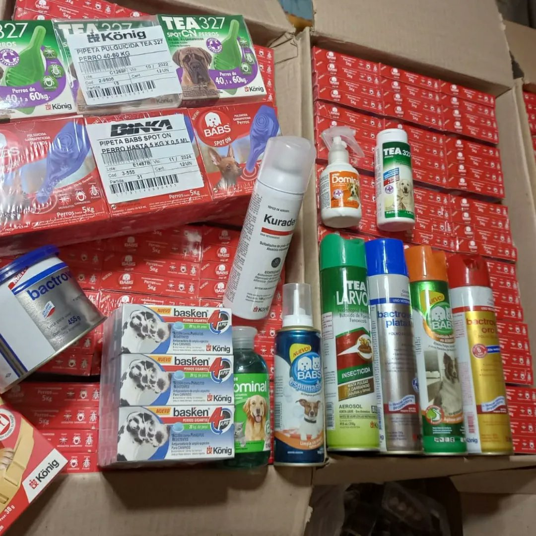 PILaBernalesa's tweet photo. Queremos agradecer a la empresa König,  inquilina de nuestro Parque, por la donación que hizo para la Asociación Civil "Amor x Cuatro Patas" entidad de la comunidad de Bernal y Quilmes que rescata y cuida animales. https://t.co/wuw8zOKsT8
