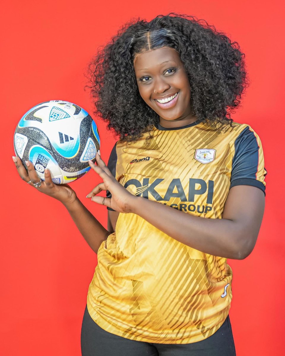 L’attente est terminée. Notre kit de la saison est dévoilé, prêt à être porté avec fierté par notre équipe exceptionnelle. ⚽👏 
DIAL DIOP WE ARE 🔴🟡
<a href="/SenFoot/">SenFoot 🇸🇳</a> <a href="/13footballC/">13football_com</a> <a href="/senegal7com/">senegal7</a> <a href="/papaibr49407867/">Khalil313</a> 

#dialdiopweare #dialdiopsportingclub #new #kit #soccer #acadamie #dakar