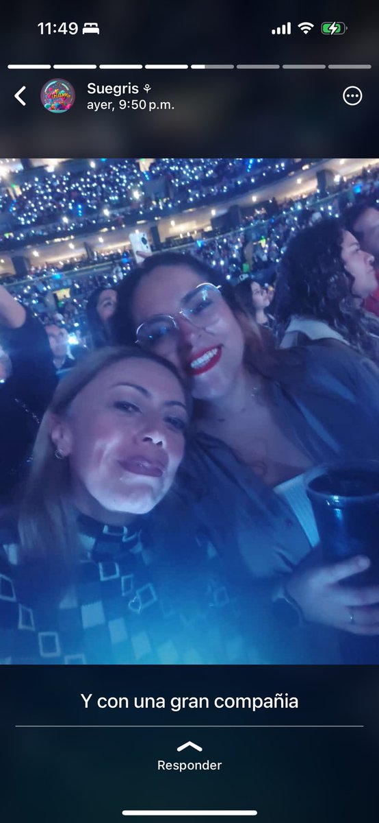 Grillouw's tweet photo. Fui a ver a Luis Miguel con la mamá de mi ex novio, la quiero mucho, gracias por todo. 🫶🏻 https://t.co/oJdGjZlLMA