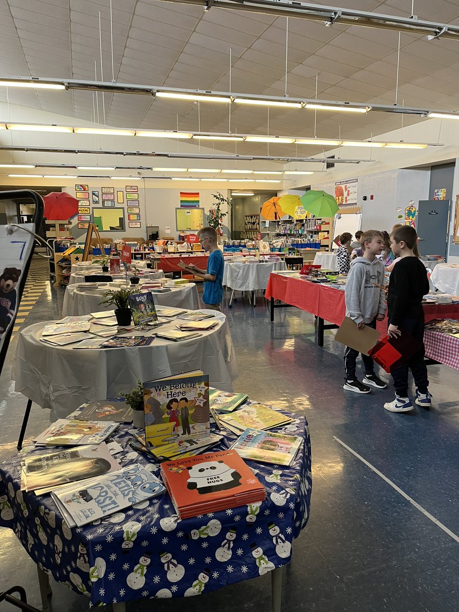 We got to browse around and make some wish lists at the Book Fair today! Thanks for helping us @MsPowersClass! @UGEABC