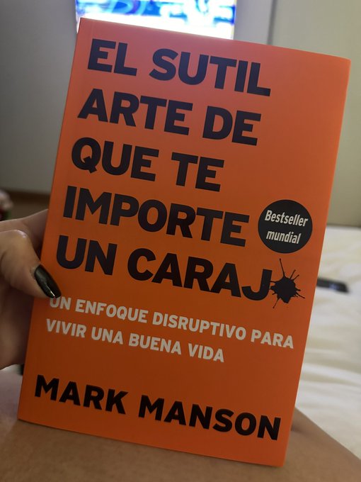 Me compr&eacute; un libro &hellip; quiero intentar leer m&aacute;s ☺️ recomi&eacute;ndenme unos ❤️ https://t.co/577FyLT1Md<a href="/tag/granfinal"class="tags"><span>#granfinal</span></a>