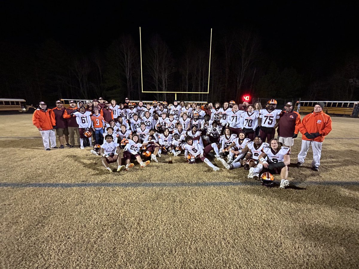 Byrd1Sports's tweet image. Champs!