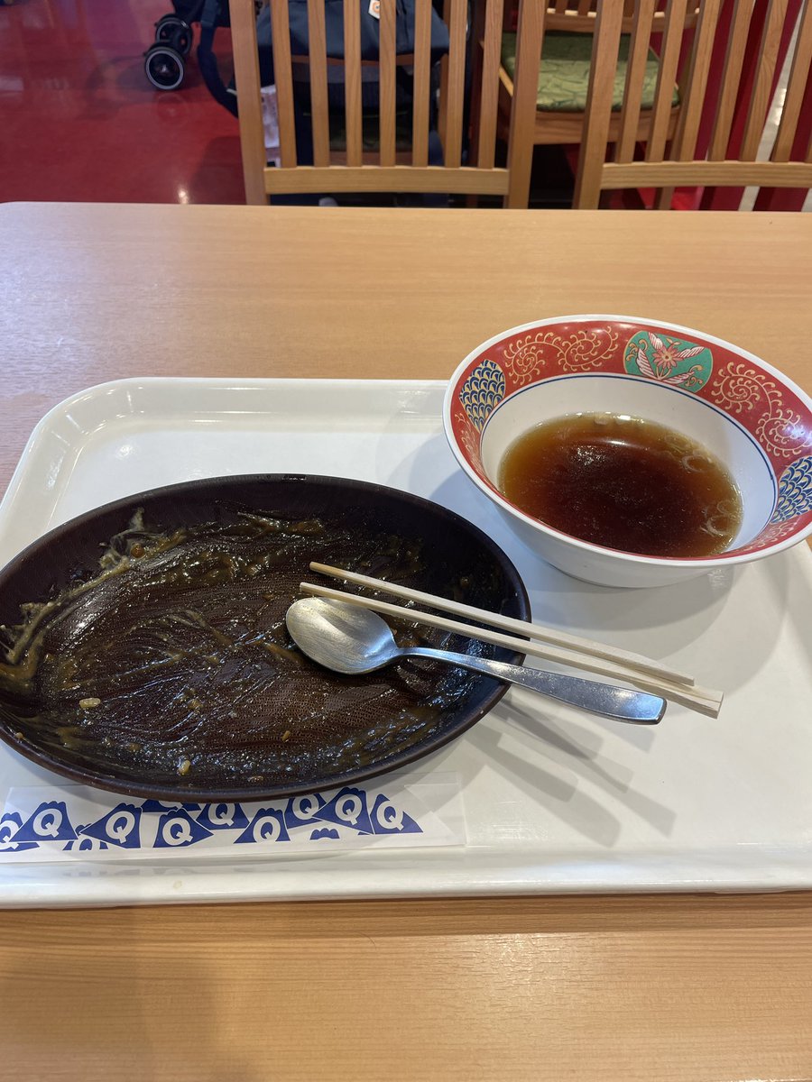 RaPi12w12's tweet photo. ちょっとしたフードファイトだった、 https://t.co/T0PPVVJ4P2