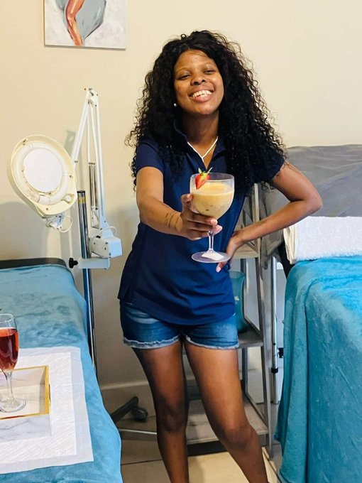 Do I have a right to claim I'm the first black Cavitation ulta business owner in Port Elizabeth?  Okay<a href="/tag/tummytuck"class="tags"><span>#tummytuck</span></a><a href="/tag/portelizabeth"class="tags"><span>#portelizabeth</span></a><a href="/tag/thisbodyworksforme"class="tags"><span>#thisbodyworksforme</span></a>