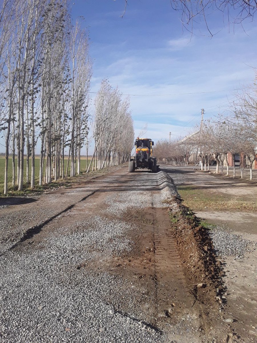 Опен буджетнинг иккинчи босқичида ютилган кўчада таъмирлаш ишлари бошланди. Ҳайрли бўлсин. Опен буджет ҳалқ учун! 🤗