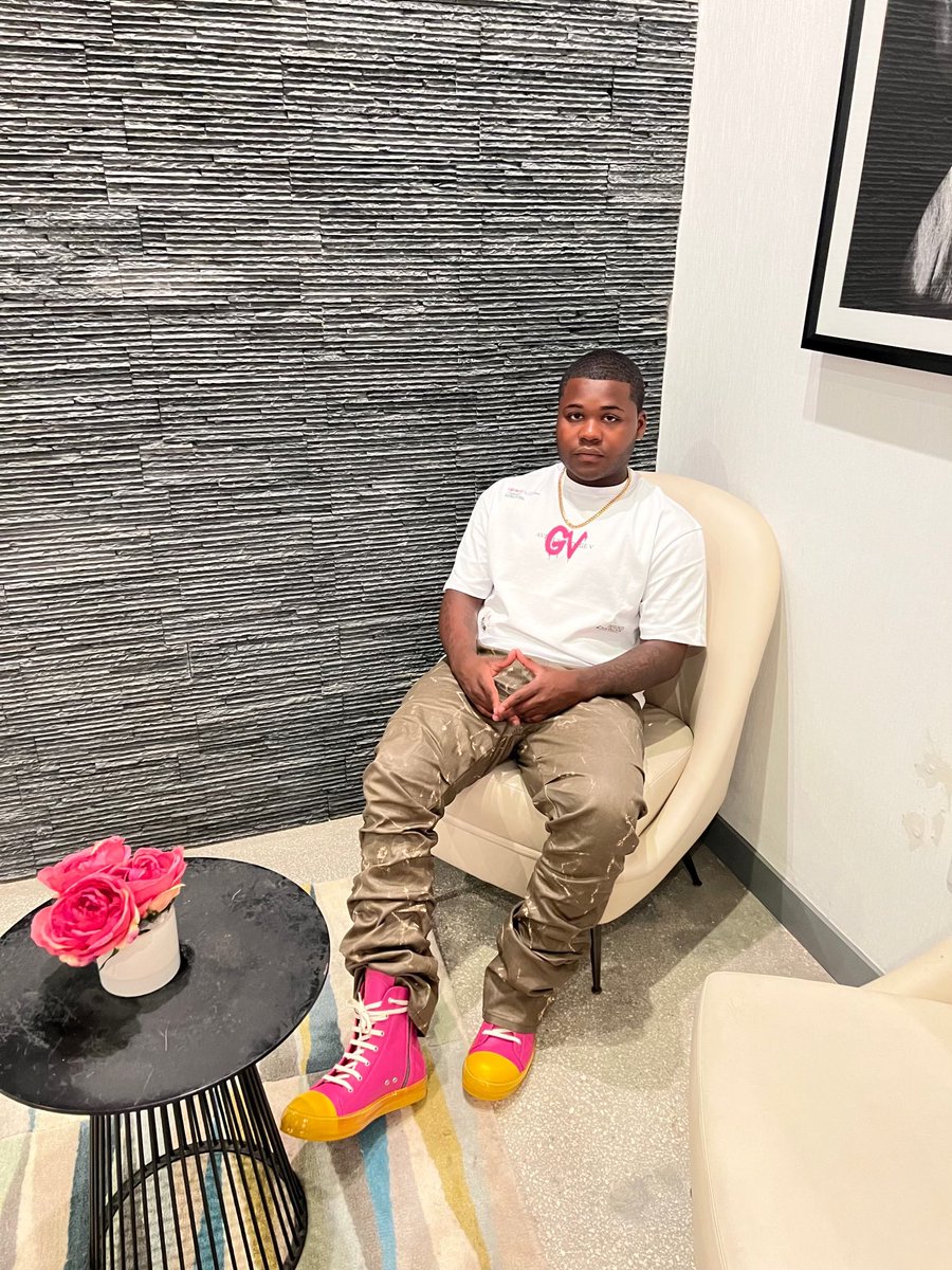 youngestking_'s tweet photo. i’m way past the basic. https://t.co/0cMdjOgJOI
