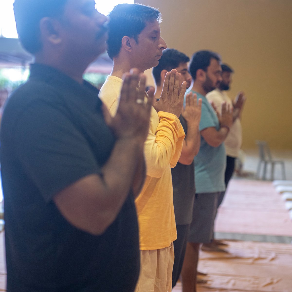 Ensuring participants are primed for a day filled with cutting-edge information, they commenced day 3 of the leadership intensive with a guided Yoga and meditation session. #insight2023 emphasizes holistic entrepreneur growth, balancing inner growth with skill enhancement.