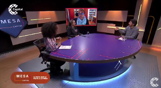 CanalCapital's tweet photo. @Jahiraquintero @DavidCamiloCS @IsNaturalHigh @RostroColectivo #LaPataQueLeFaltaALaMesa |💜En esta charla sobre #25N hablamos con #OchyCuriel y con @isnaturalhigh, de @RostroColectivo, sobre la importancia de las luchas feministas y la reivindicación social por la igualdad.

📲 #SomosTodas en #LaPataQueLeFaltaALaMesa https://t.co/j5kaGhE1CG https://t.co/XTxLTJAtBm