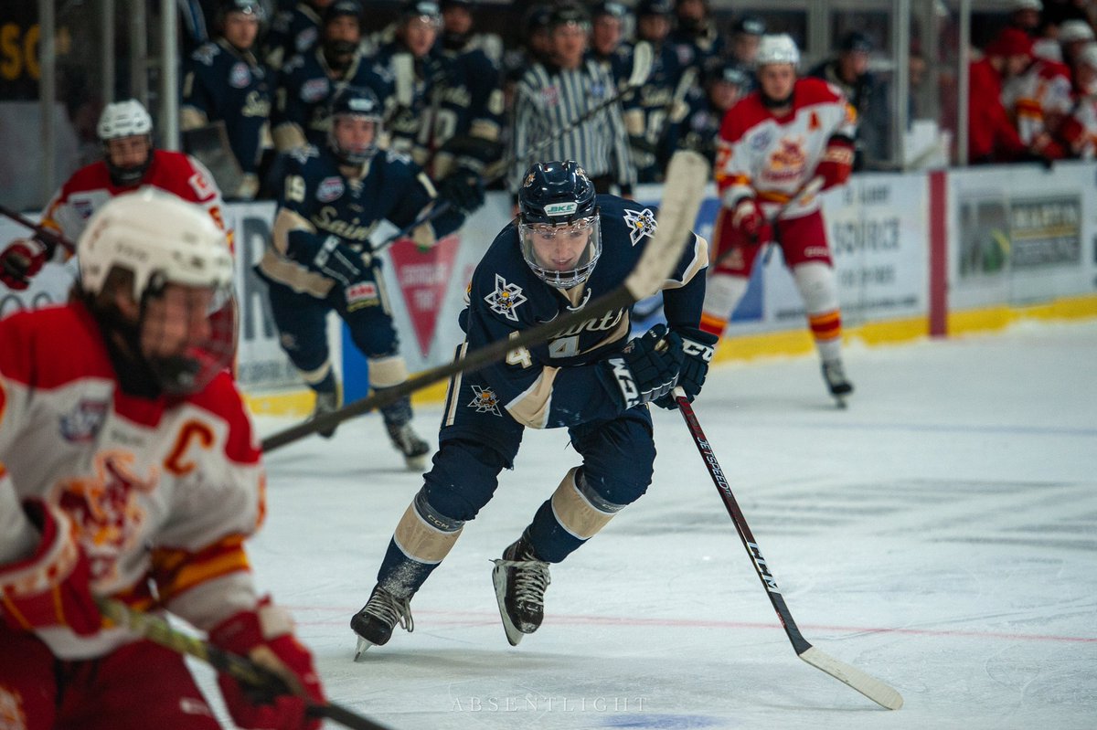 AbsentlightRaw's tweet photo. 2-1 after 1. @sgsaints @Calgary_Canucks @TheAJHL https://t.co/jjYThFVCQc