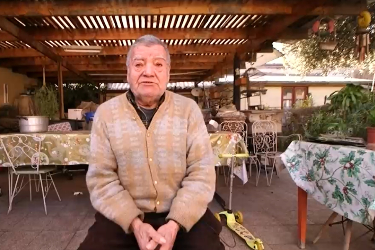 REPORTAJE | Contribuciones: El drama de adultos mayores que arriesgan perder sus casas por deudas tributarias

👉 bit.ly/3sR27h3