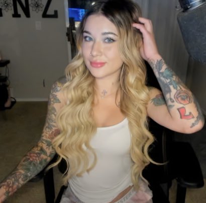 &hearts;️LIVE&hearts;️ https://t.co/VScehe37ED https://t.co/JSOHPEG8rr