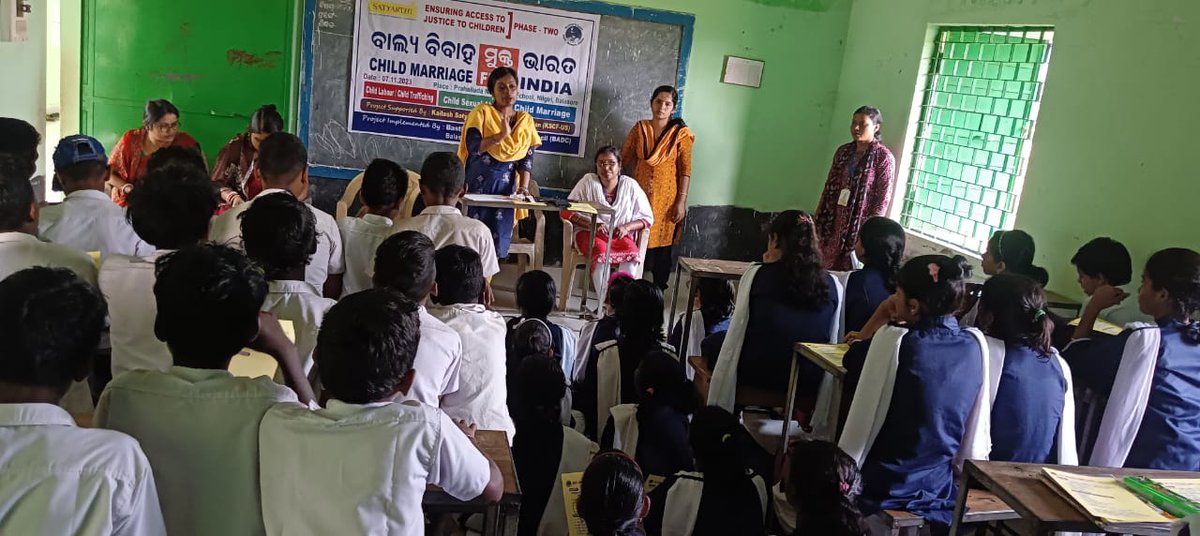 BADCBalasore's tweet photo. @BalVivahSeAzadi #childmarraigefreeindia
#freedomnow
#childsexualabuse
At- Prahallada Nodal school ,Jadida , Nilgiri Balasore.
#BADC-kSCF-us https://t.co/0bvXWPreaT