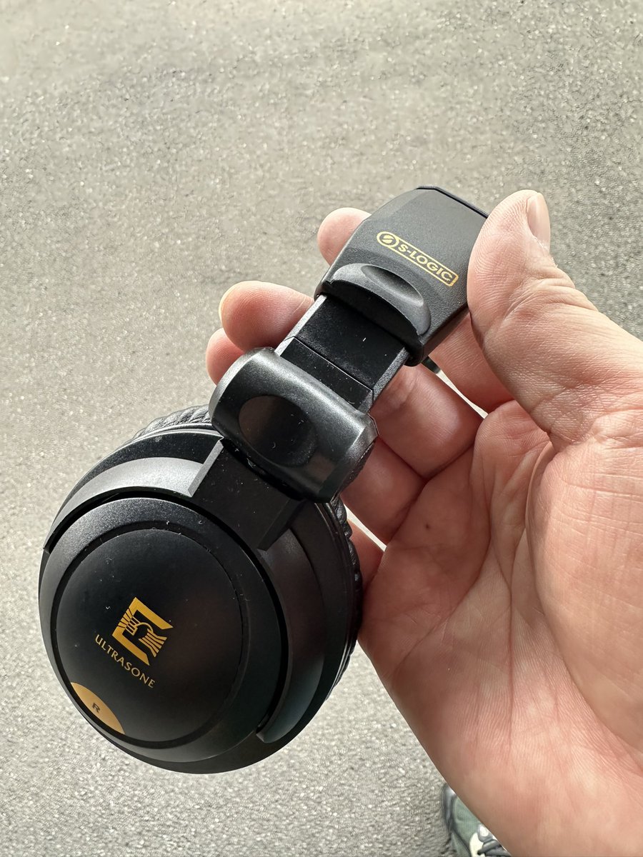 大井フリマ立ち寄り。 フリマにULTRASONEが1000円であったので確保。
