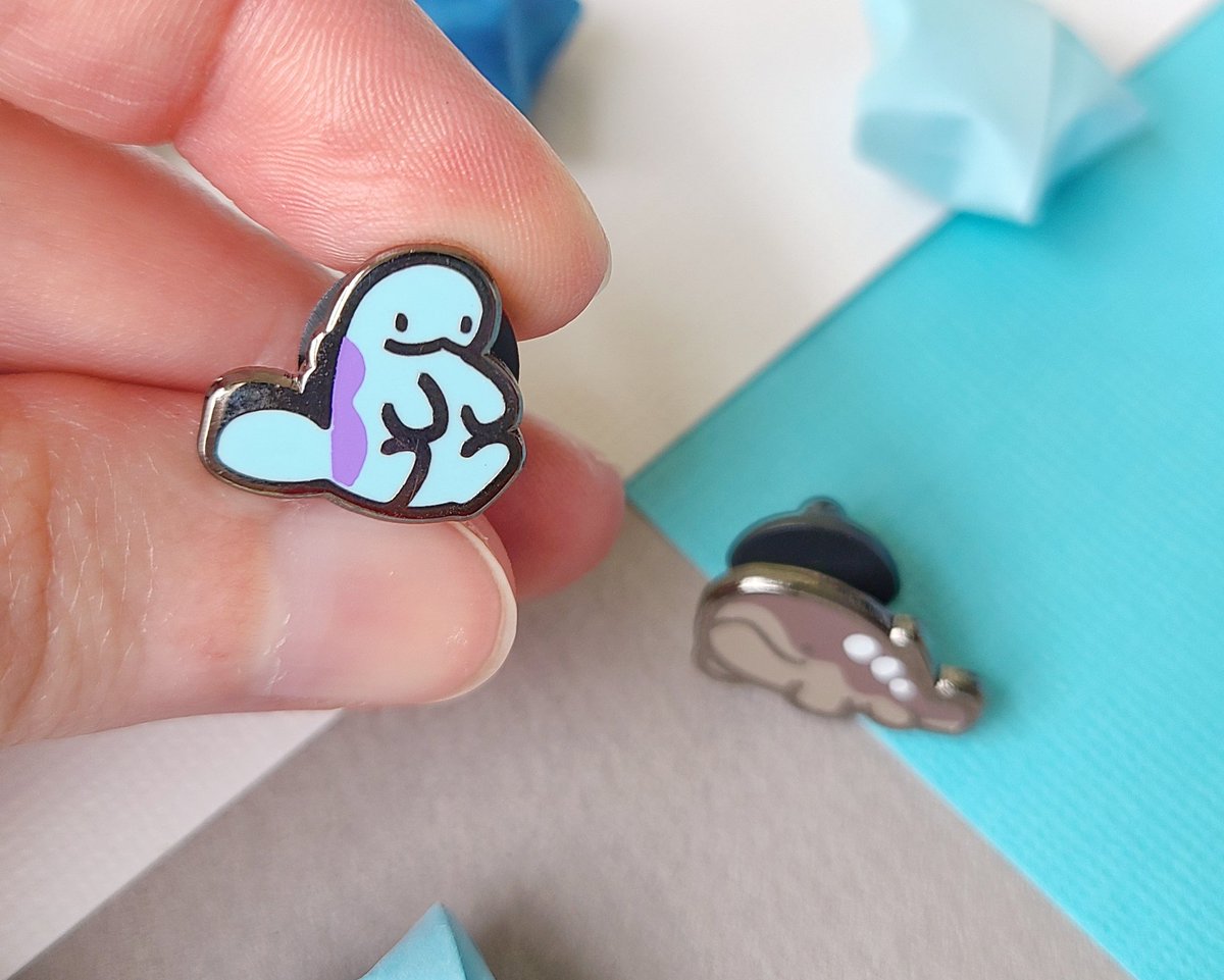 PorterIllust's tweet photo. Thank you all for supporting small businesses this season 🙏💙💜

I'm keeping my 10% off discount active through Monday night! https://t.co/hem854l53S