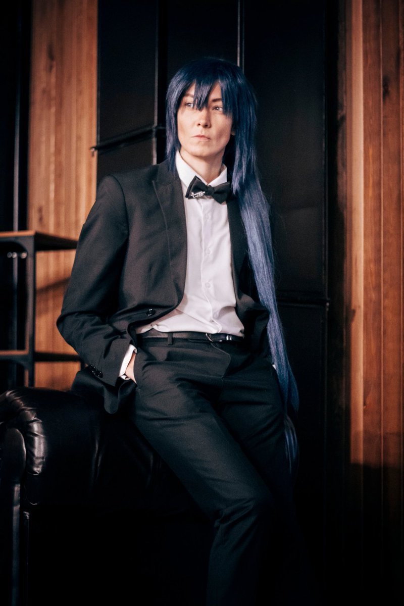 Ловите фотку этого угрюмого парня который постоянно всем хамил в формате "не селфи" =)
#Дигроигра