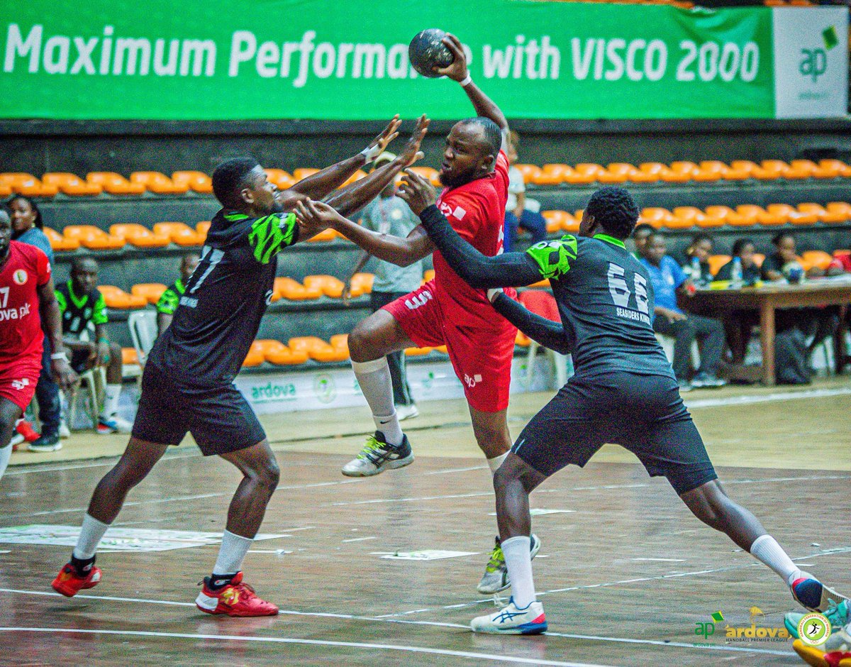 mekus102's tweet photo. Niger Utd and Safety Babes are the winners of the #APHPL after day 11 of the second phaseof the league ongoing in Lagos.
United will get their second title of the league after winning the inaugural one in 2018 after defeating Confluence Stars 35-26 which earned them 58 points. https://t.co/EPxl7Gr6kI